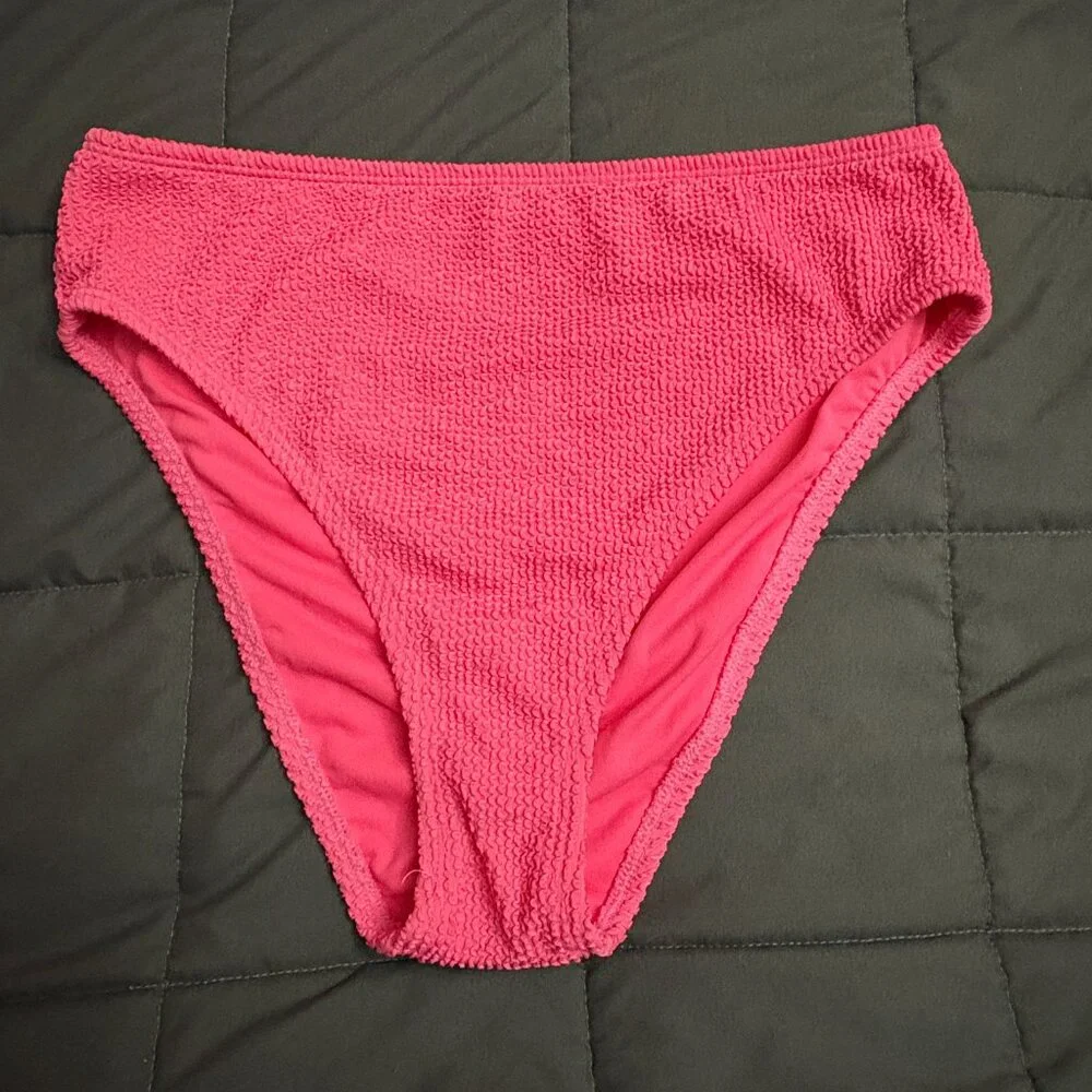 Bar III Women's High Leg High Rise Bikini Bottoms - Size: Medium - NWT